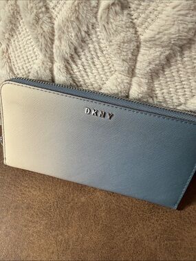 Donna Karan New York ombré blue wallet